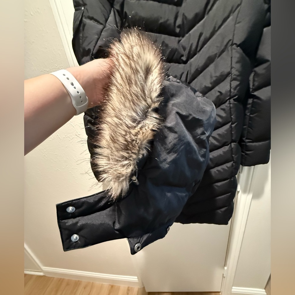 Eddie Bauer Women's Black Puffer Jacket - Picture 10 of 15